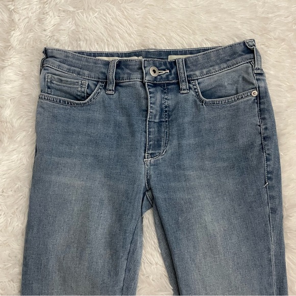 EUC Pilco & The Letterpress Anthropologie High Rise Bootcut Embroidered Jeans! - Picture 3 of 11